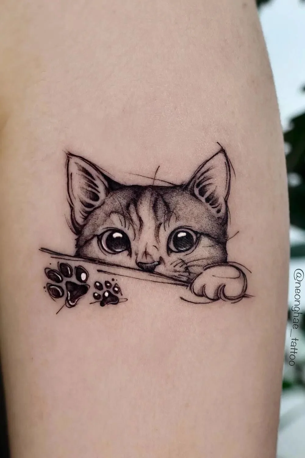 Тату женская кошка 